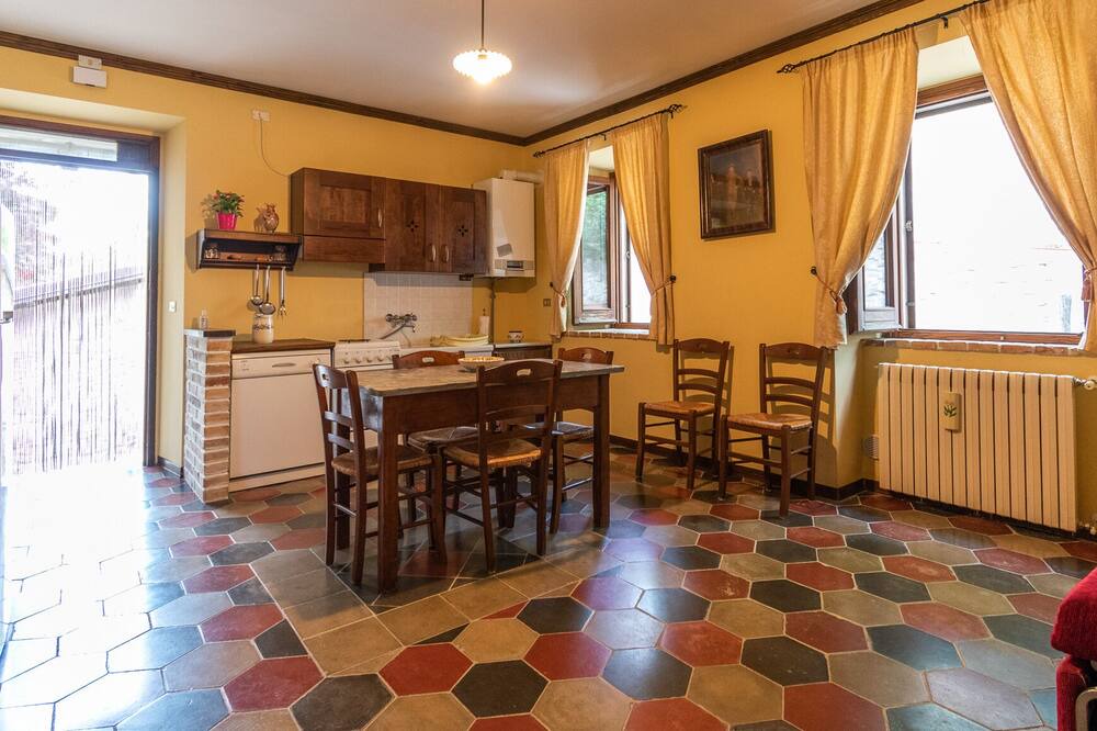 Photo of Kitchen in Abbateggio