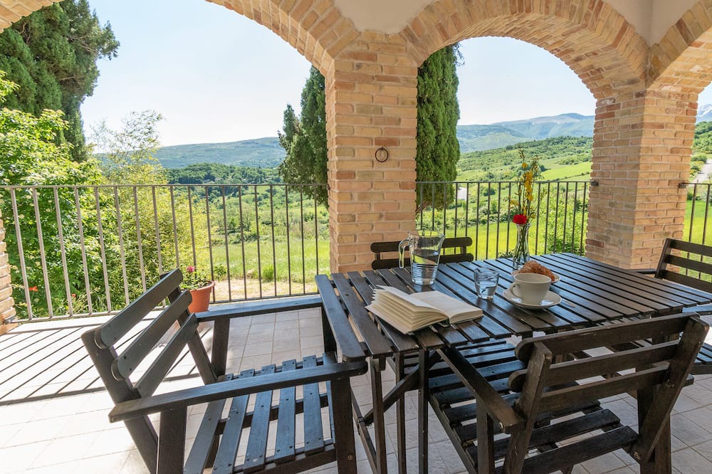 Photo of Patio Balcony in Abbateggio