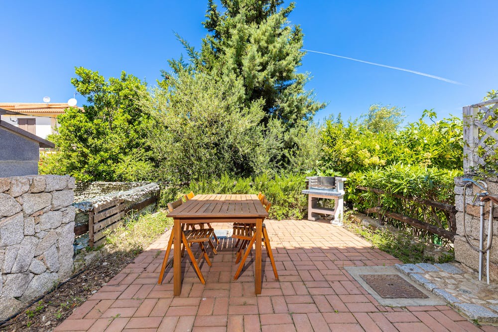 Photo of Patio Balcony in Case Peschiera-Lu Fraili