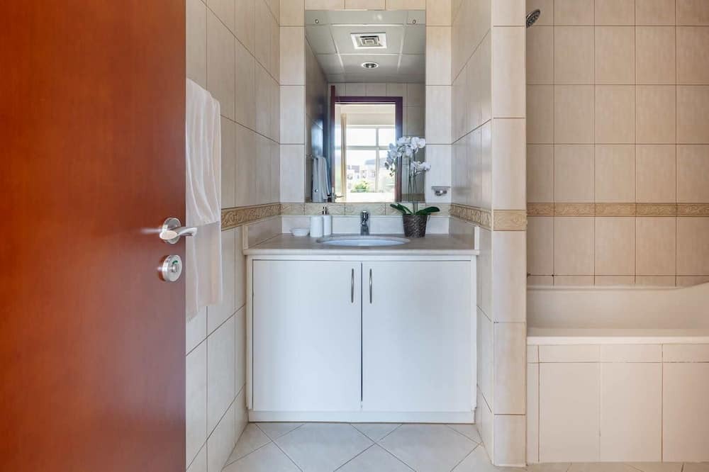 Photo of Bathroom in Motor City