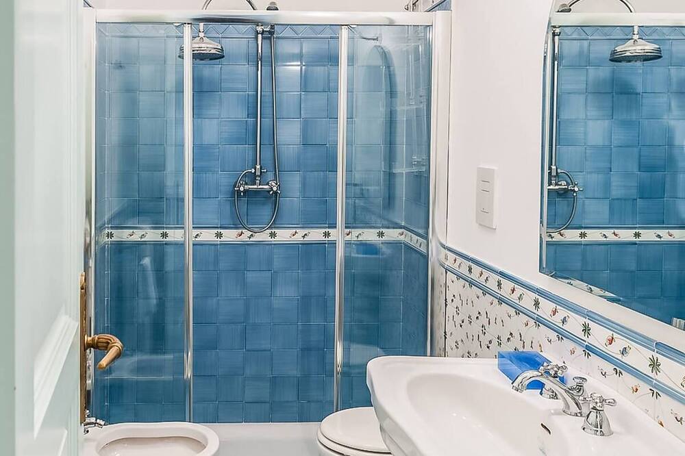 Photo of Bathroom in Termini