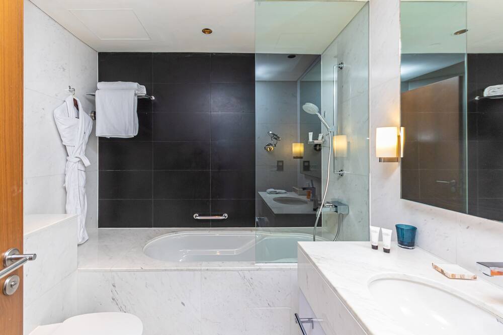 Photo of Bathroom in Downtown Dubai
