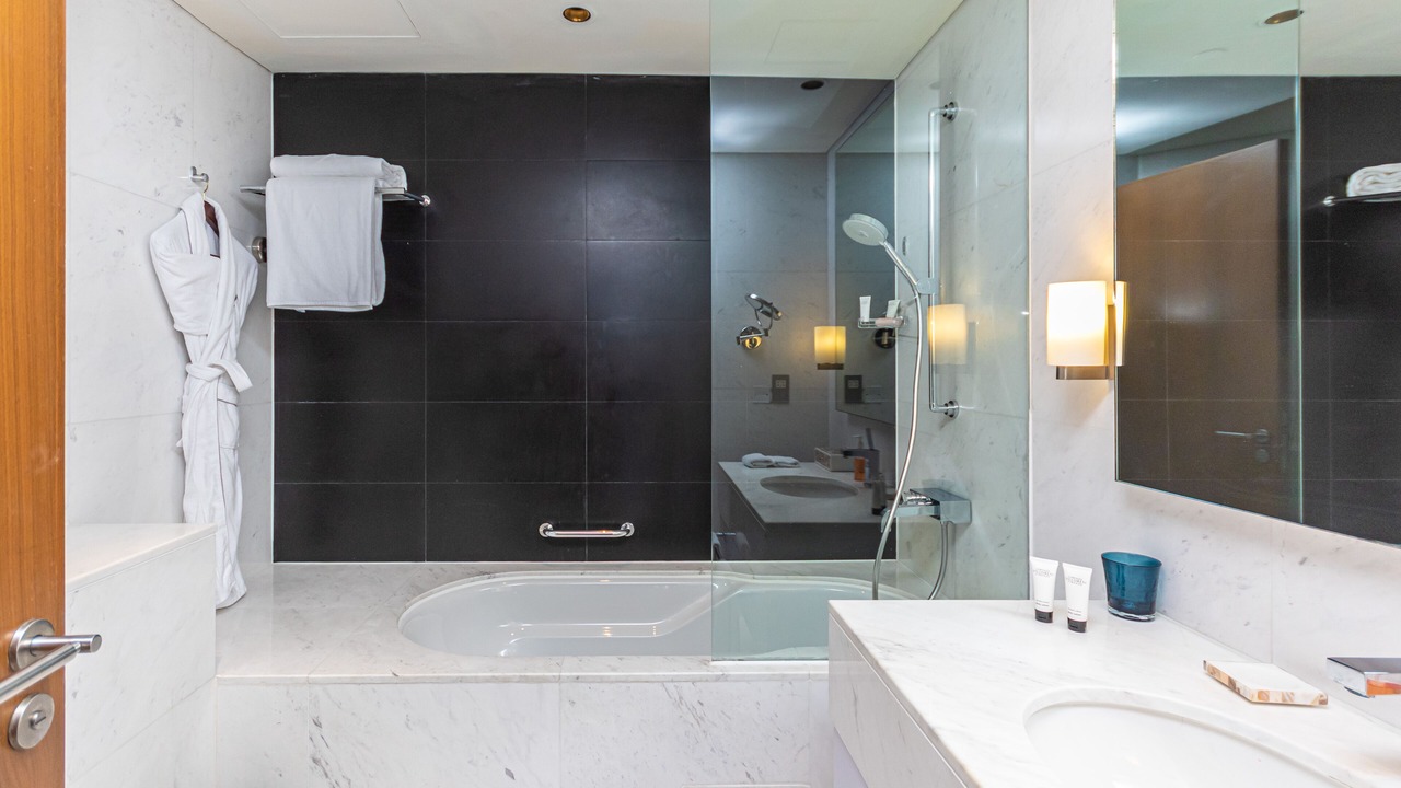 Photo of Bathroom in Downtown Dubai