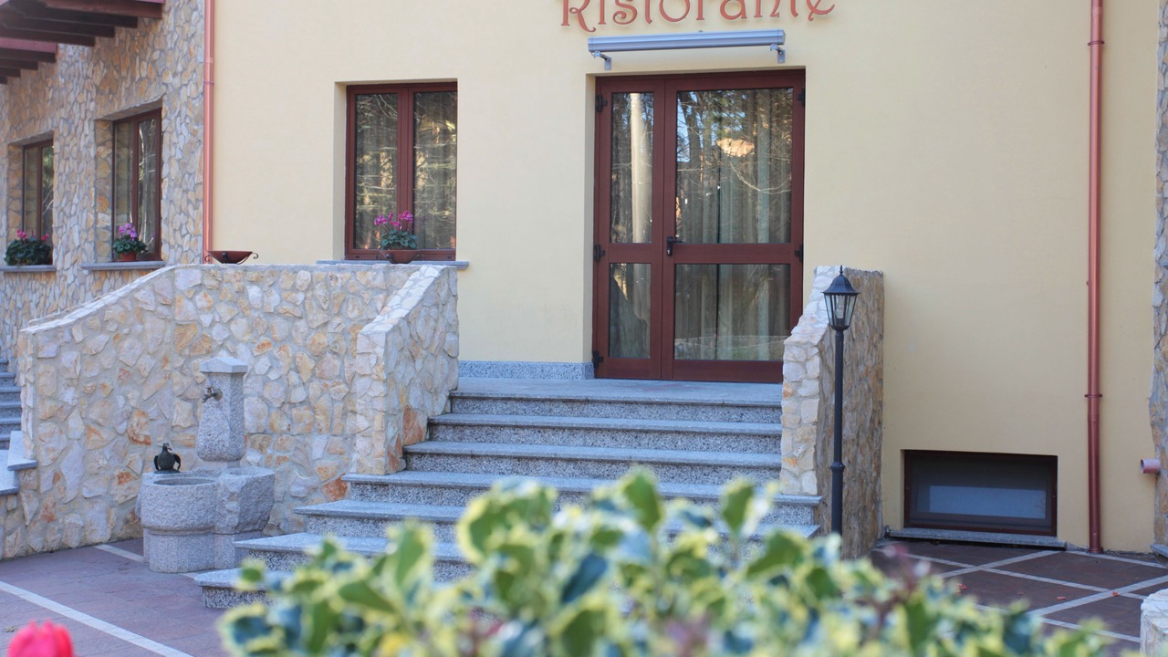 Photo of Outdoor in Taverna