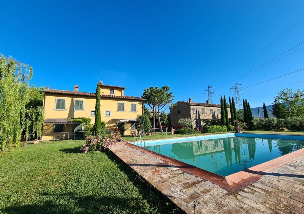 Photo of Outdoor in Camucia