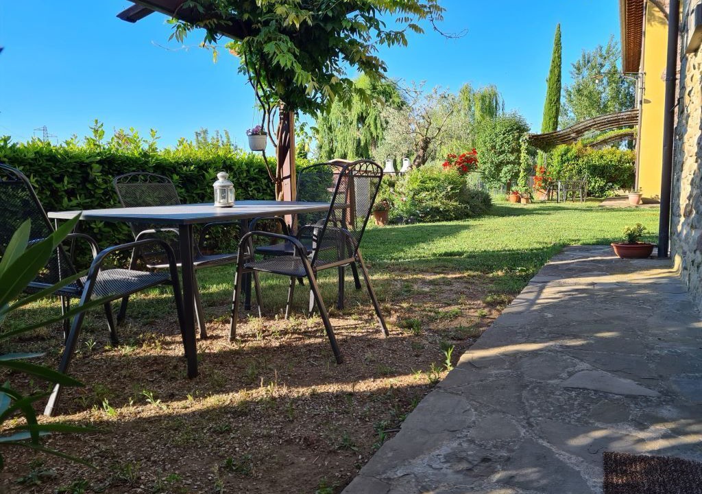 Photo of Outdoor in Camucia