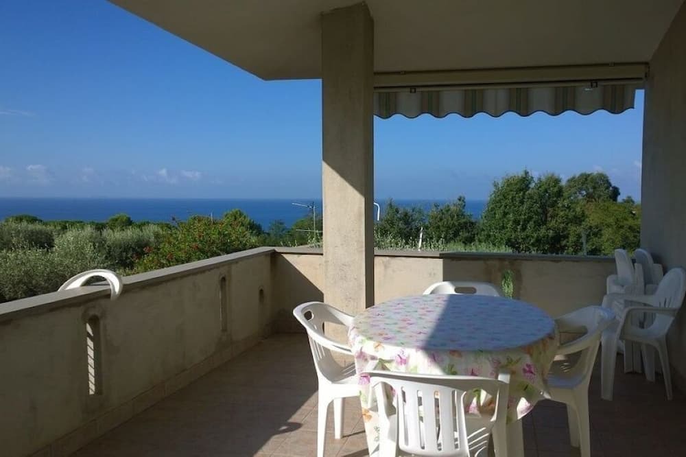 Photo of Patio Balcony in Ricadi