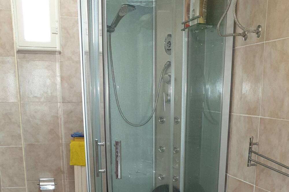 Photo of Bathroom in Castel Volturno