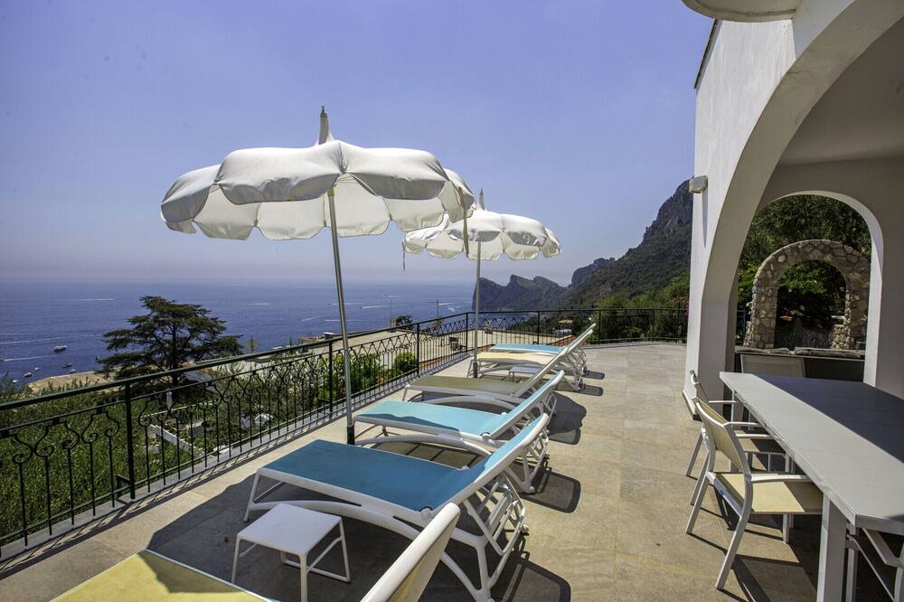 Photo of Outdoor in Sirenuse