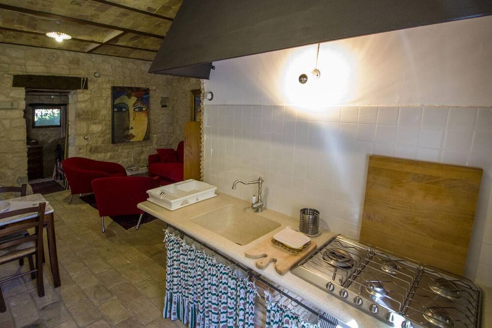 Photo of Kitchen in Abbateggio