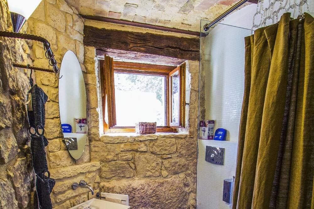 Photo of Bathroom in Abbateggio