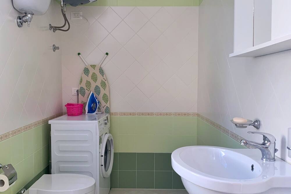 Photo of Bathroom in Pizzo