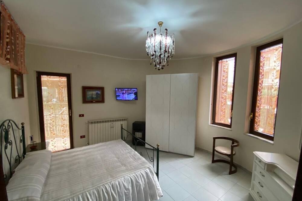 Photo of Bedroom in Casalnuovo di Napoli