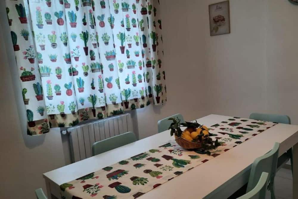 Photo of Kitchen in Piazza-Tralia-Pendolo
