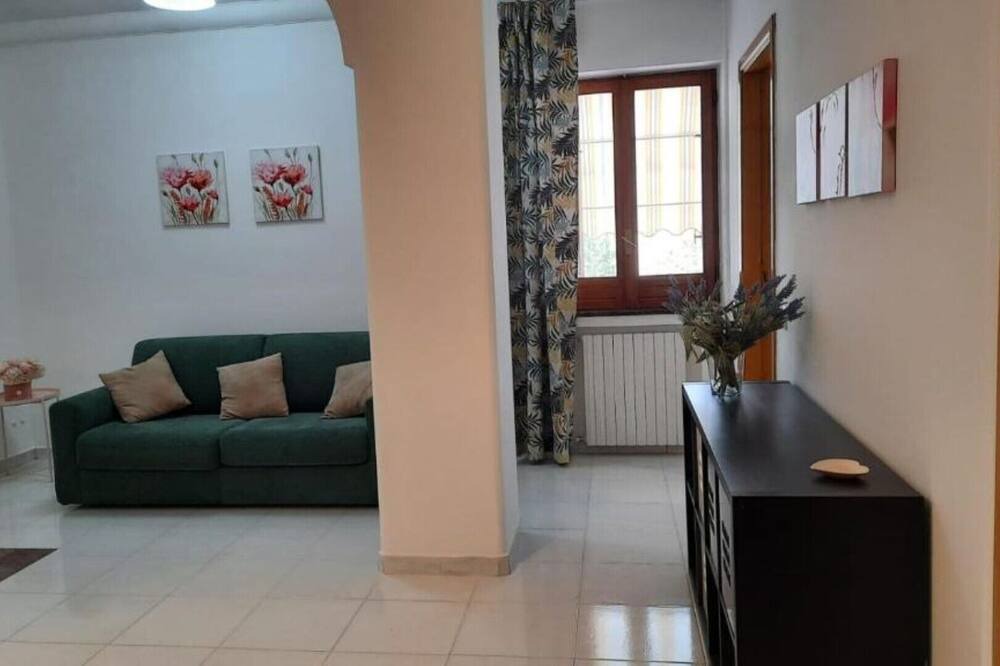 Photo of Livingroom in Piazza-Tralia-Pendolo