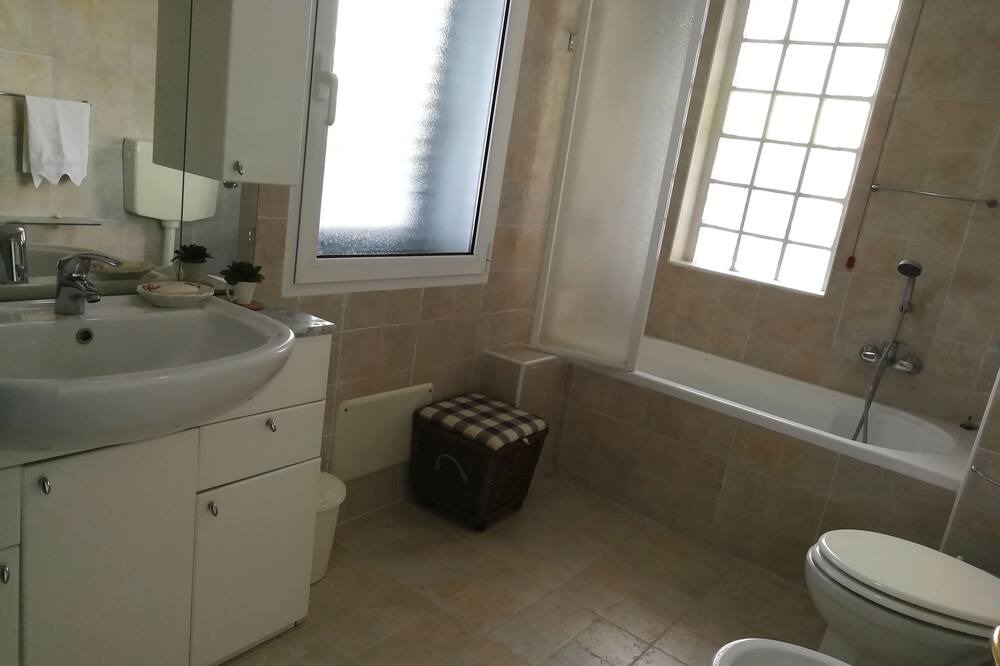 Photo of Bathroom in Foca