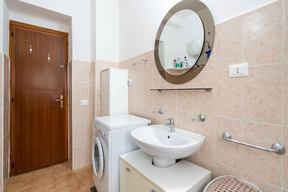 Photo of Bathroom in Amantea
