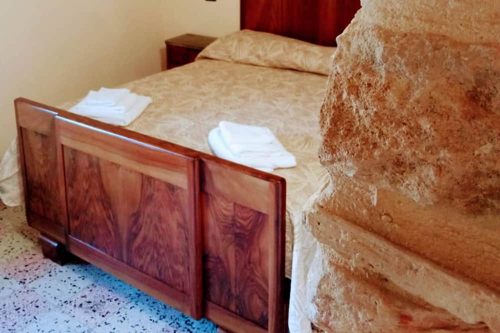 Photo of Bedroom in Strongoli