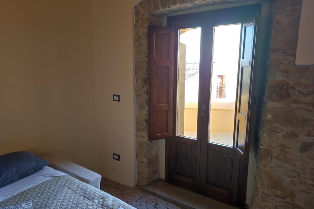 Photo of Bedroom in Strongoli