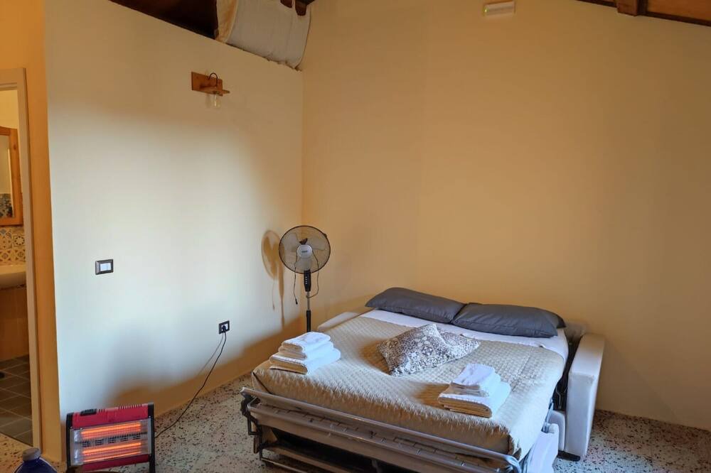 Photo of Bedroom in Strongoli