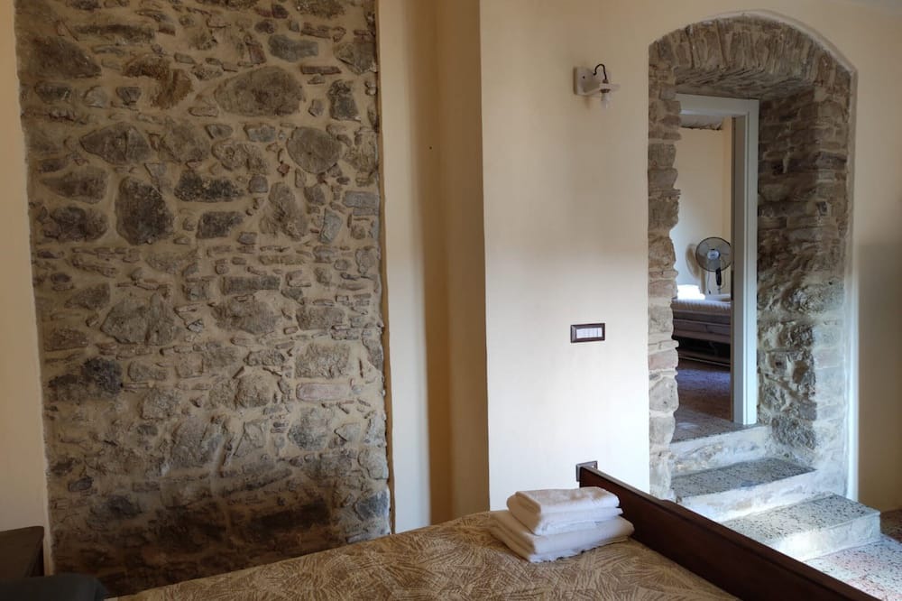 Photo of Bedroom in Strongoli