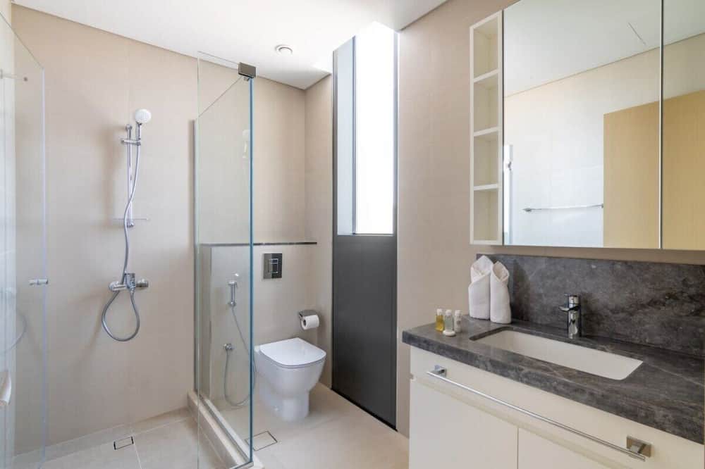 Photo of Bathroom in Za'abeel 2