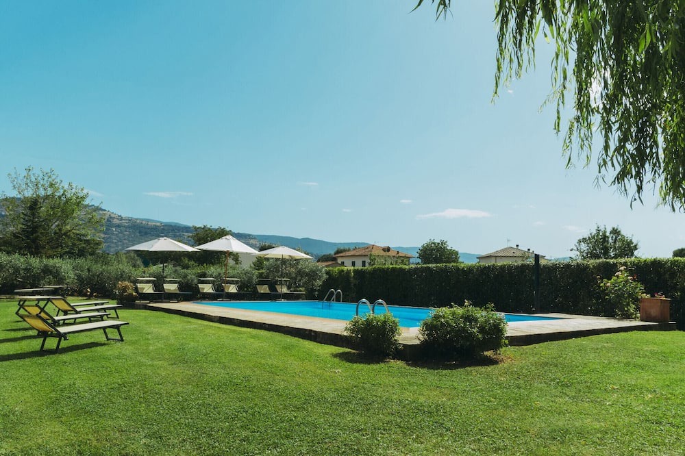 Photo of Outdoor in Camucia