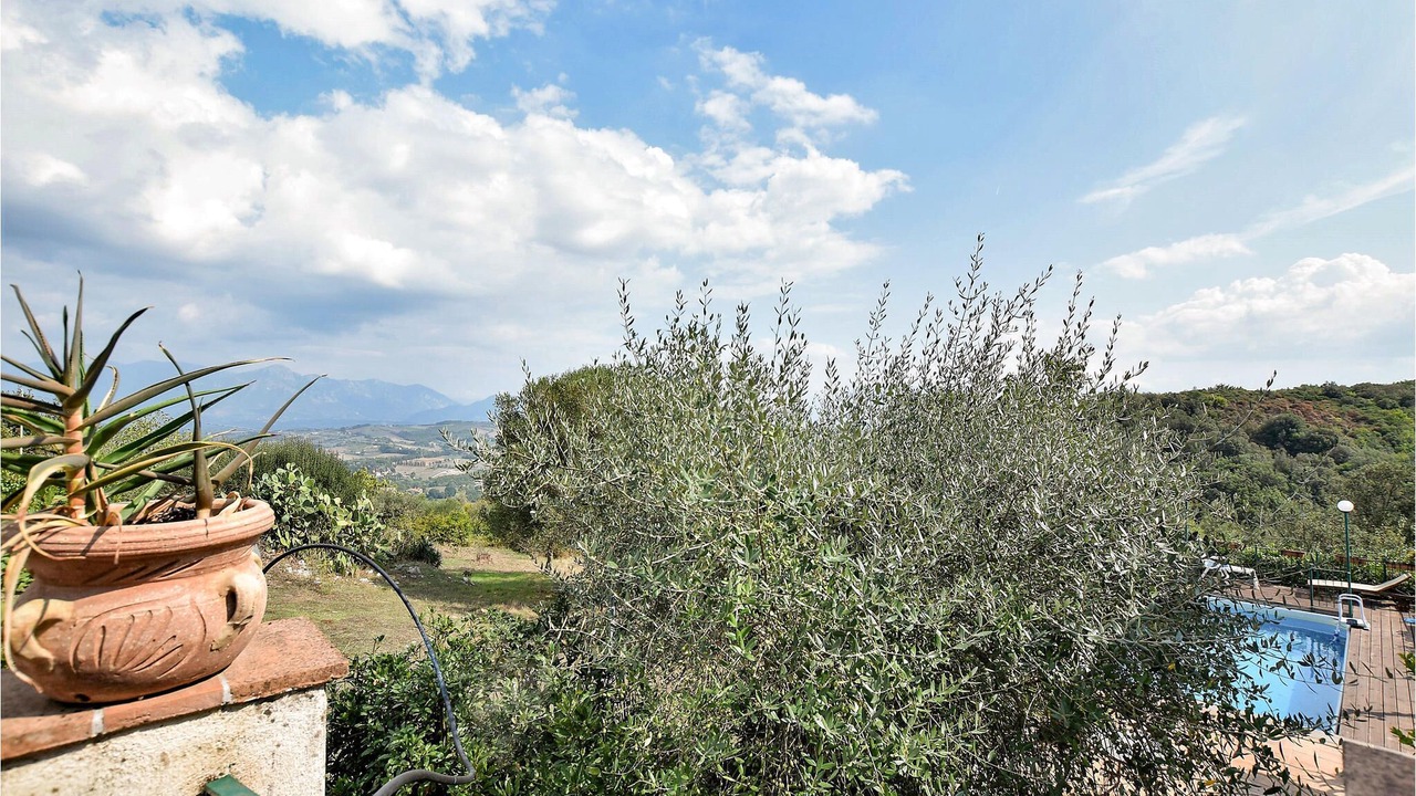 Photo of Others in Marciano Freddo