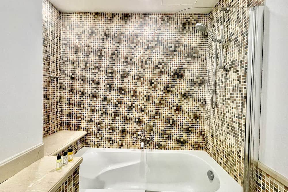 Photo of Bathroom in Downtown Dubai