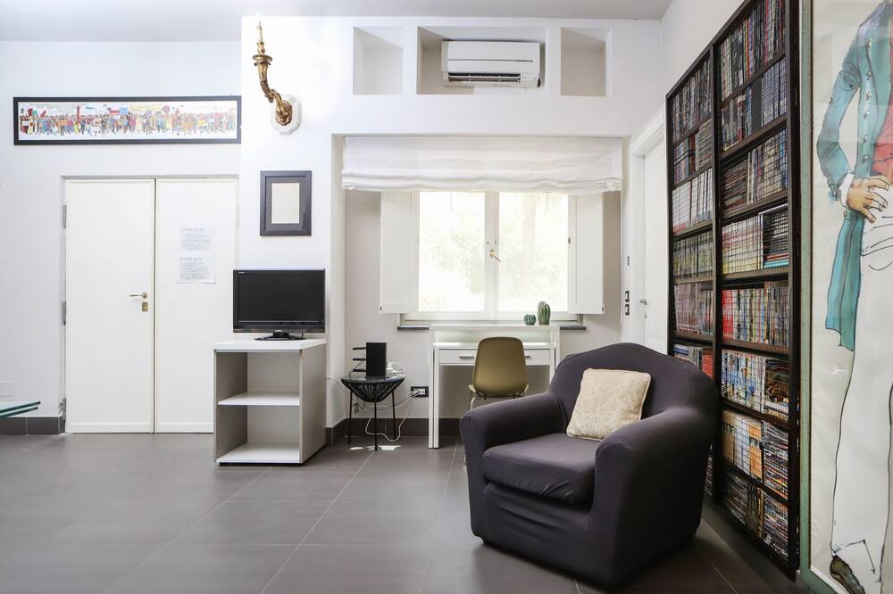 Photo of Livingroom in Historical Center