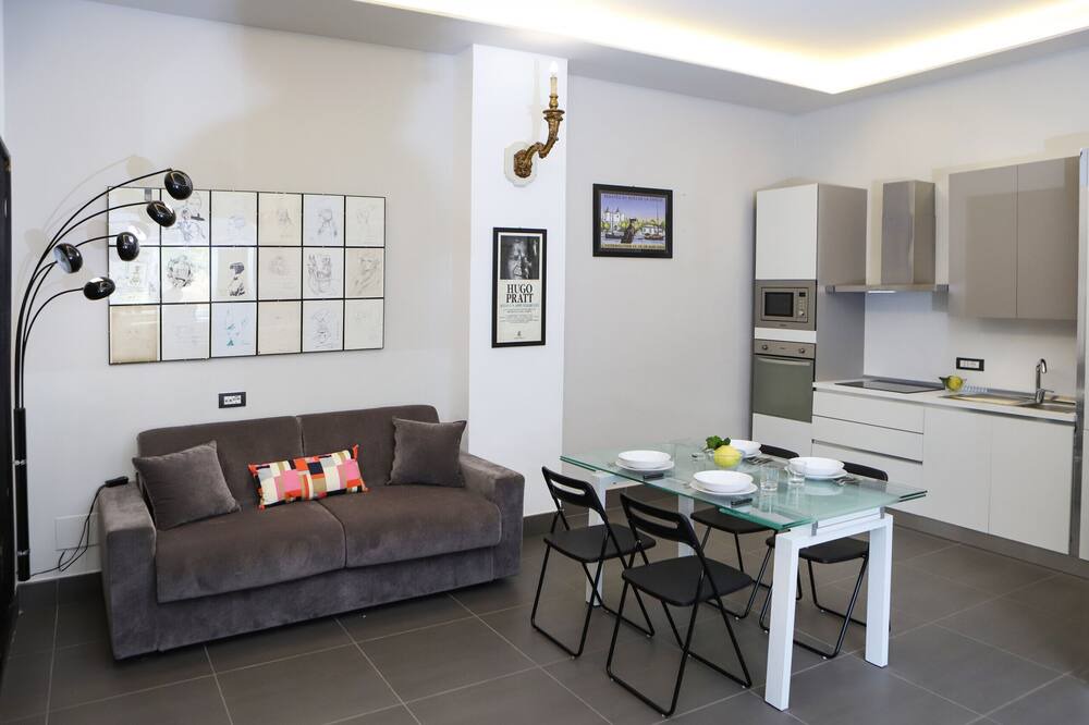 Photo of Livingroom in Historical Center