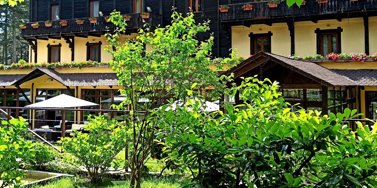 Photo of Outdoor in Cutura