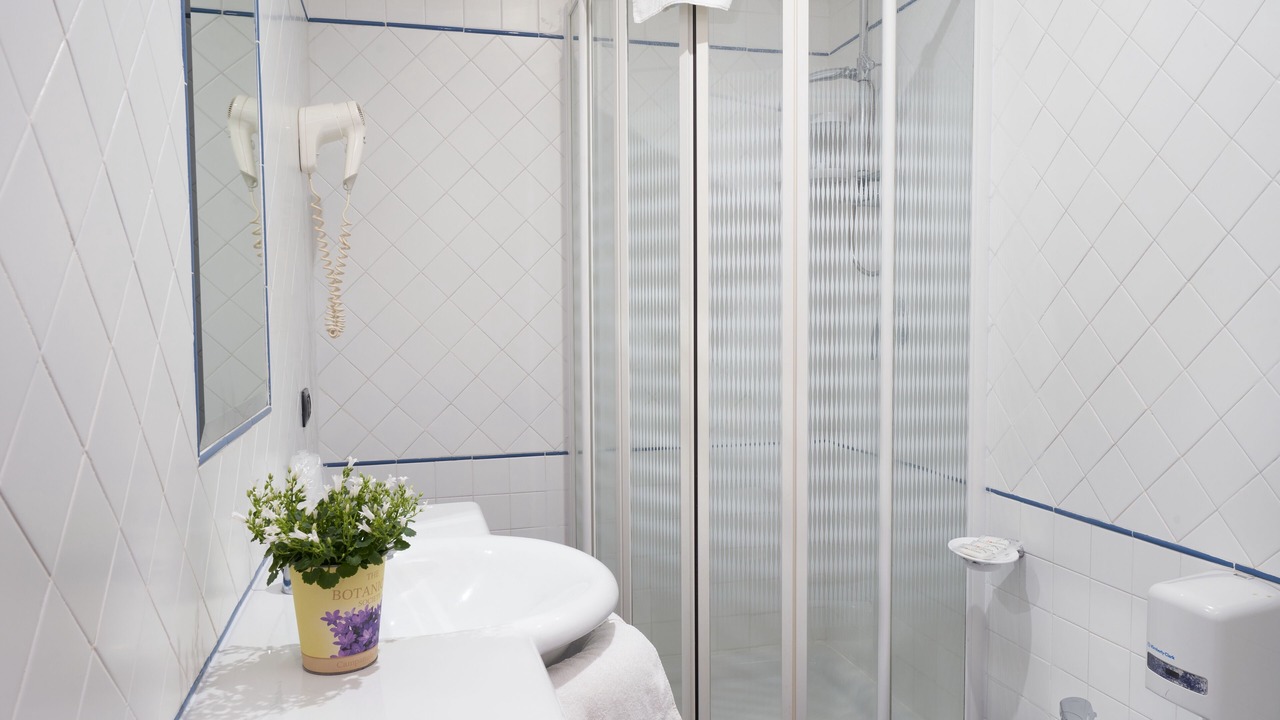 Photo of Bathroom in Amorosi