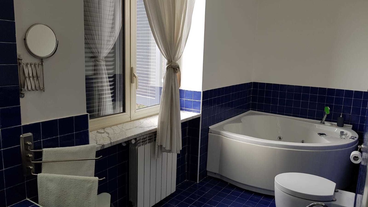 Photo of Bathroom in Torre del Greco