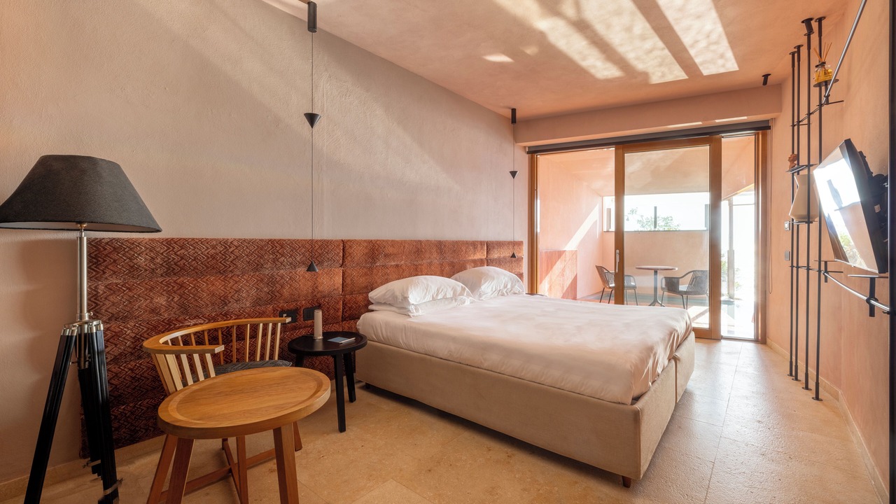 Photo of Bedroom in Meta