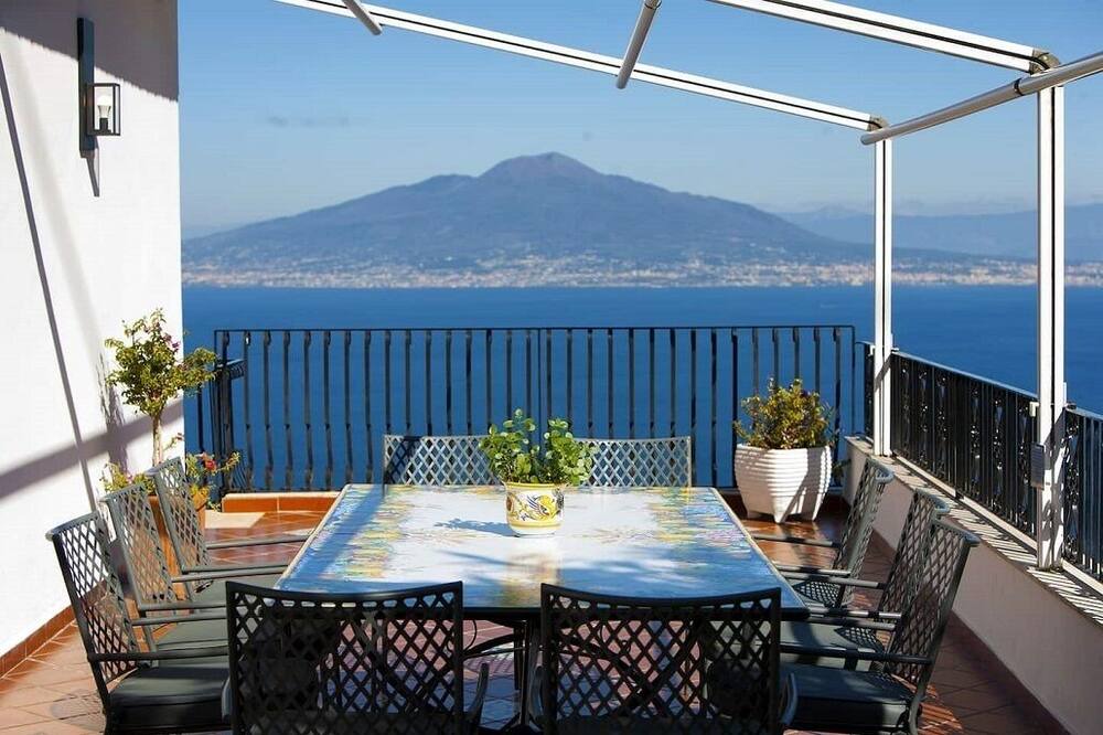 Photo of Patio Balcony in Priora