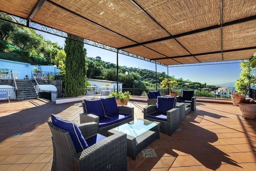 Photo of Patio Balcony in Priora