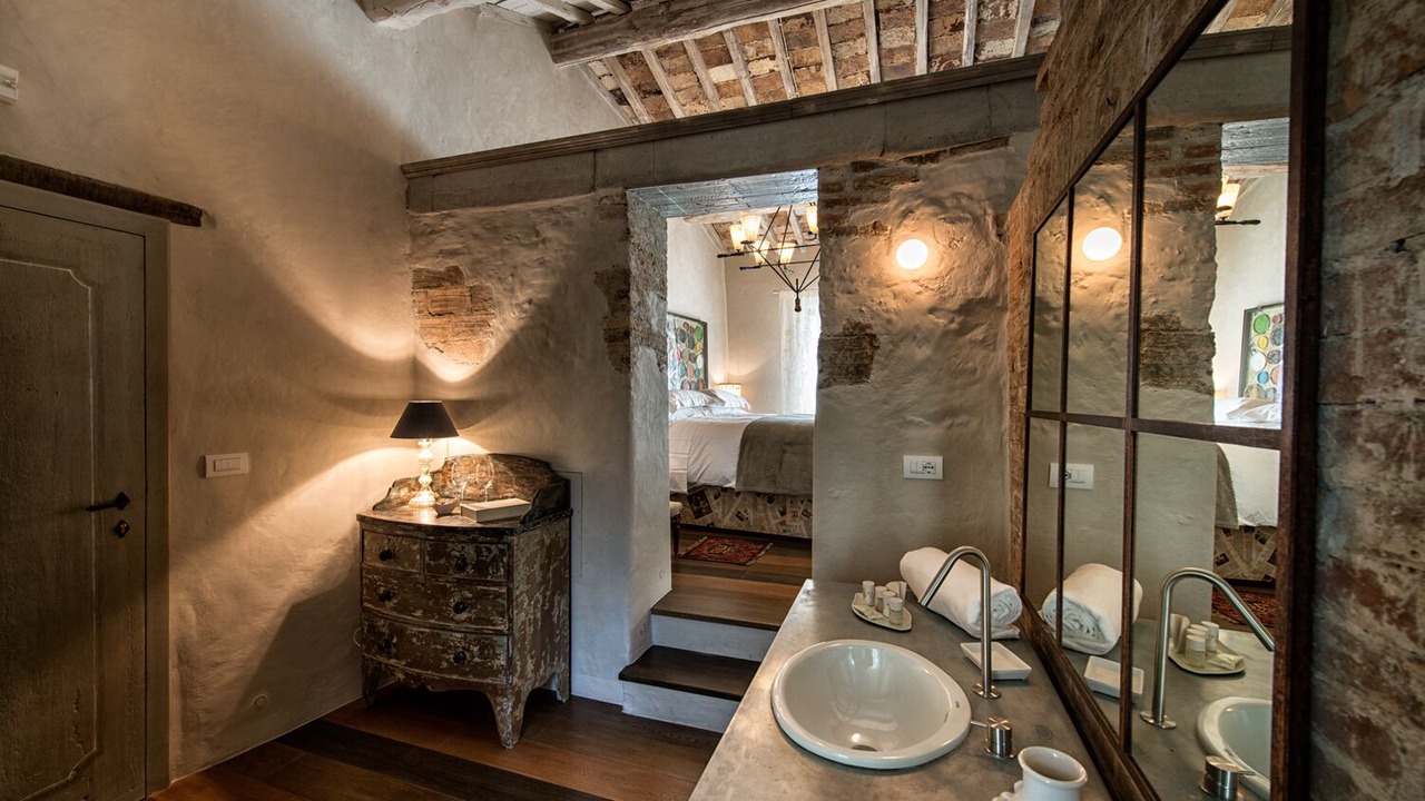 Photo of Bathroom in Montalcino