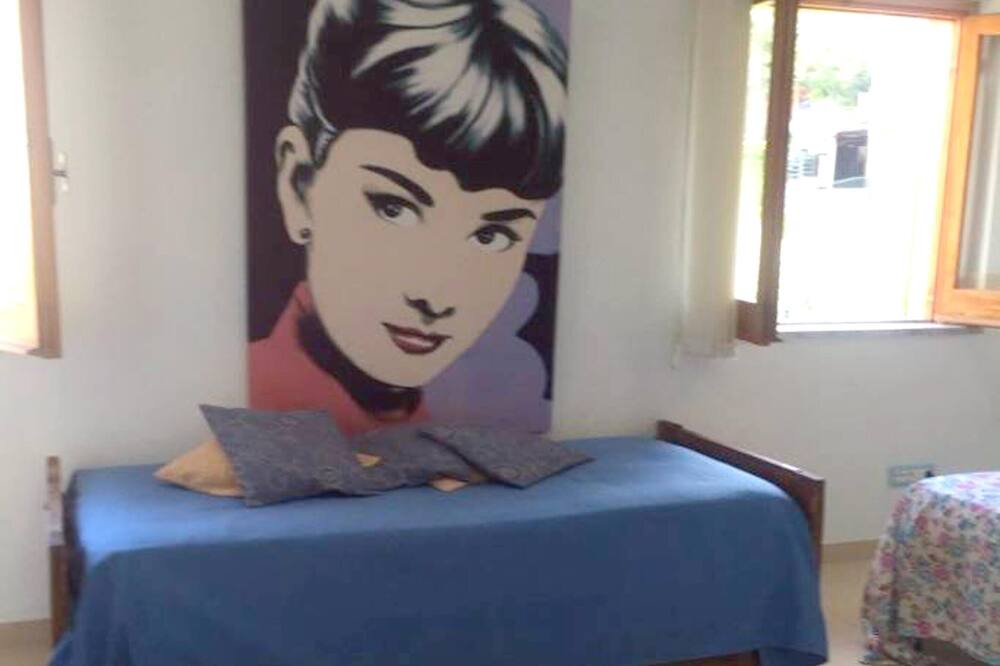 Photo of Bedroom in San Nicola Arcella
