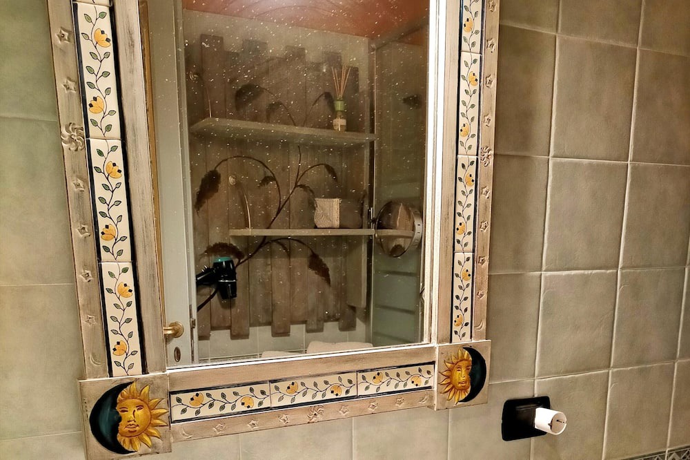 Photo of Bathroom in Stroncone