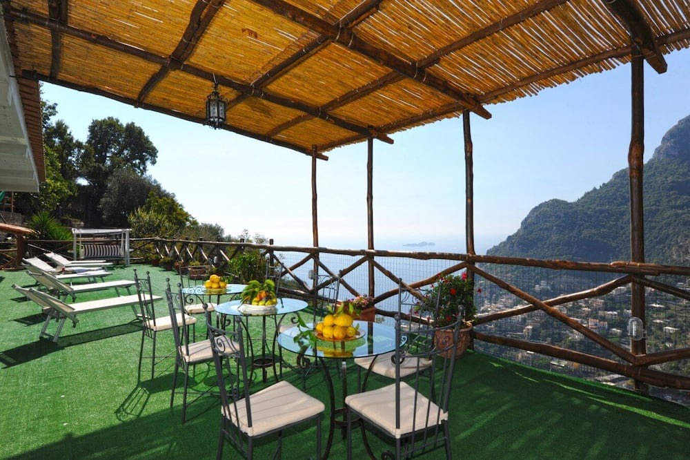 Photo of Patio Balcony in Montepertuso