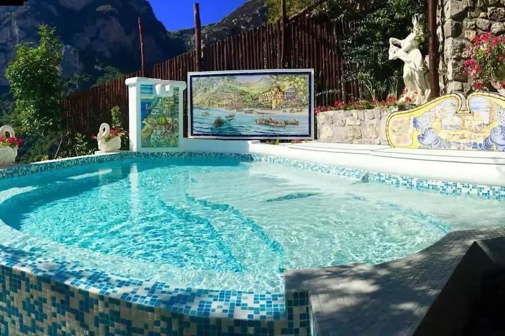 Photo of Outdoor in Montepertuso