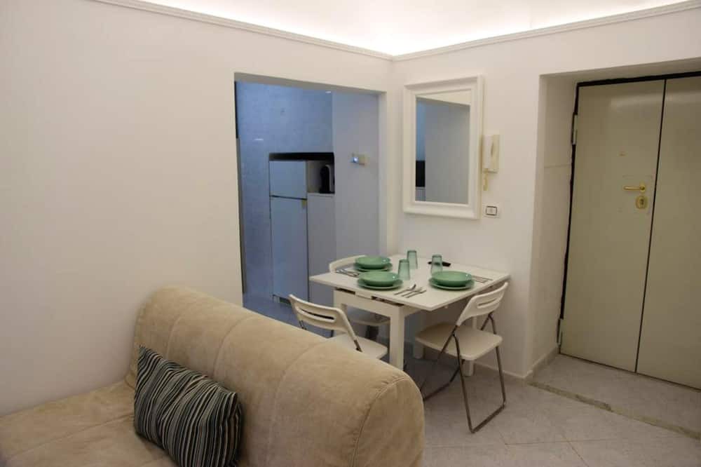 Photo of Livingroom in Secondigliano