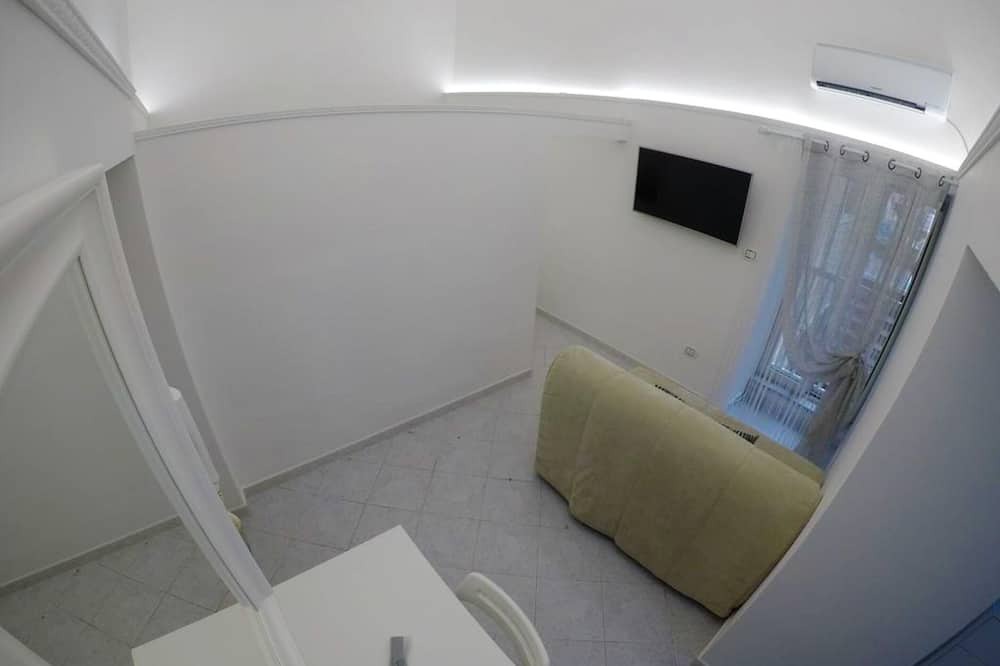 Photo of Livingroom in Secondigliano