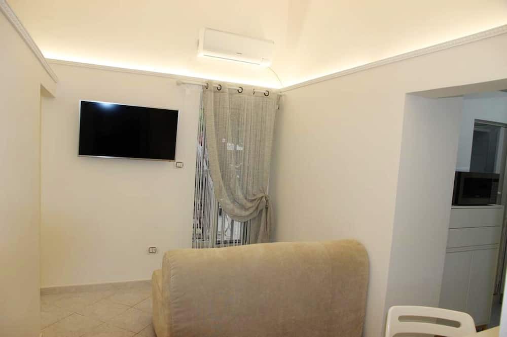 Photo of Livingroom in Secondigliano