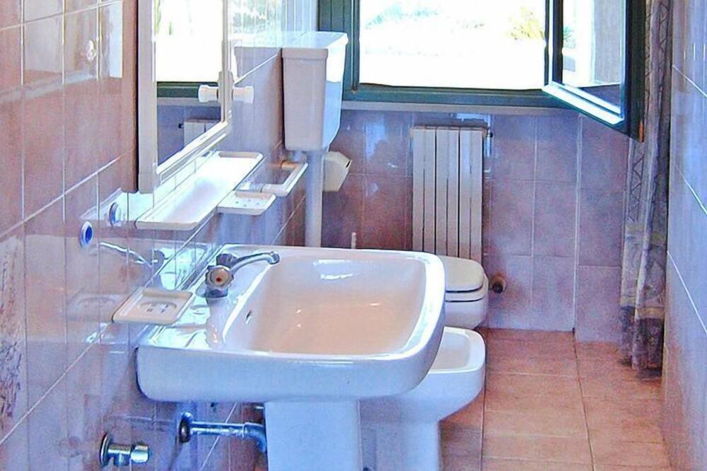 Photo of Bathroom in Silvi Marina