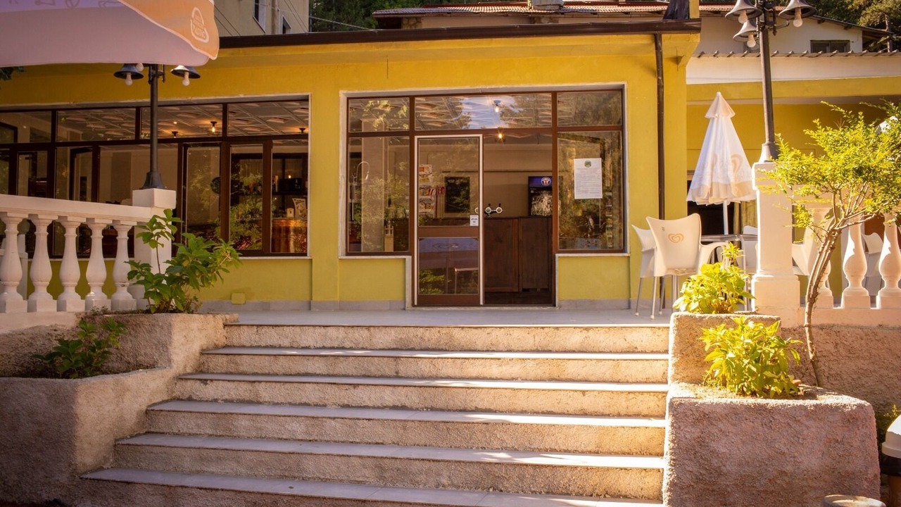 Photo of Outdoor in Taverna