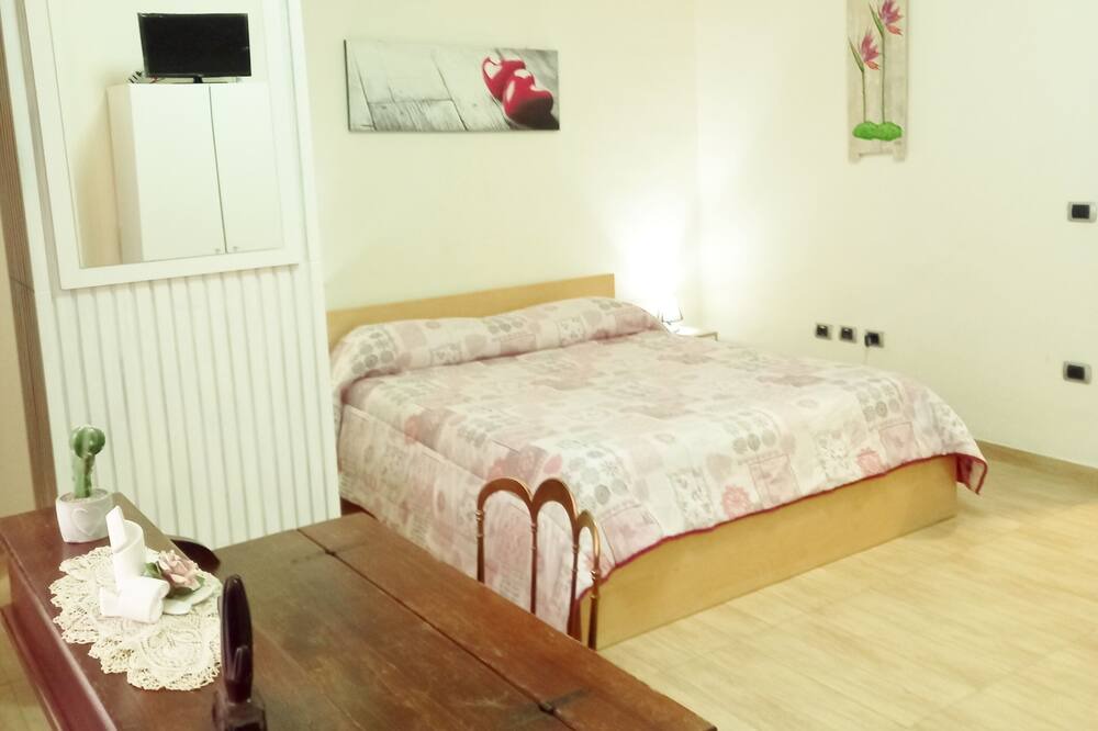 Photo of Bedroom in Aversa