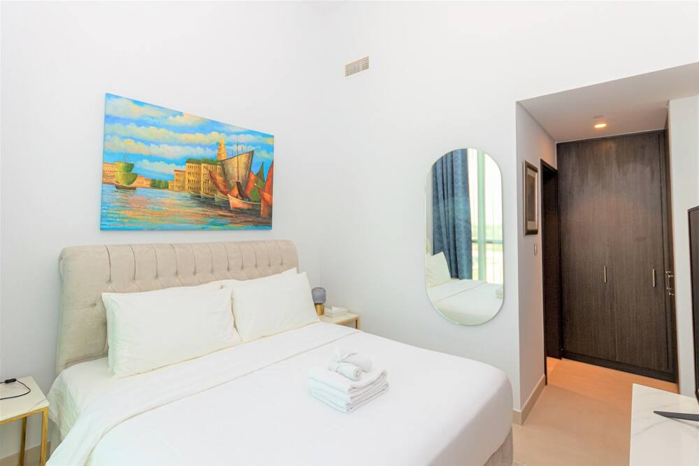 Photo of Bedroom in Bur Dubai