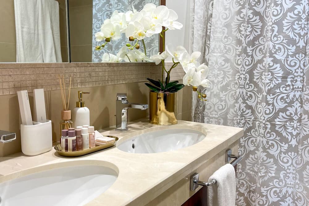 Photo of Bathroom in Downtown Dubai